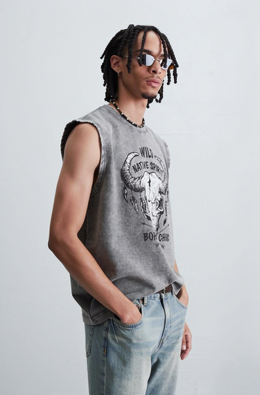 Man’s Wild Native Spirit Graphic Tank Top