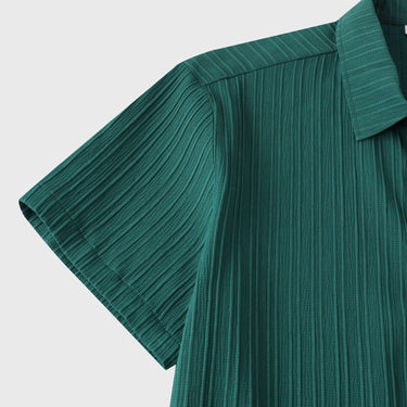 Men’s Vertical Stripe Short Sleeve Shirt