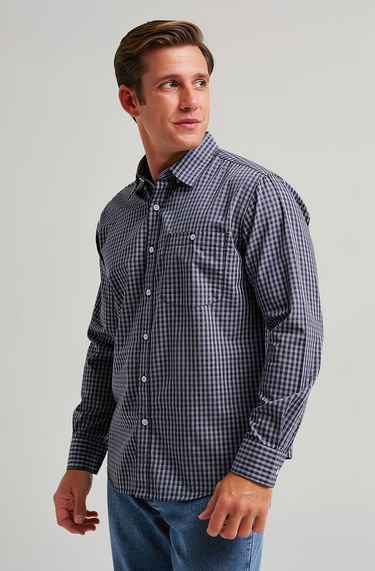 Men’s Classic Plaid Button-Down Shirt